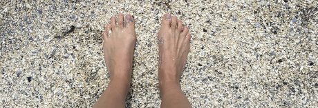 Nacktes geleaktes OnlyFans-Foto von Natureloversfeet
