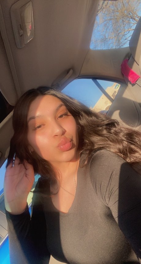 Nacktes geleaktes OnlyFans-Foto von Adrii