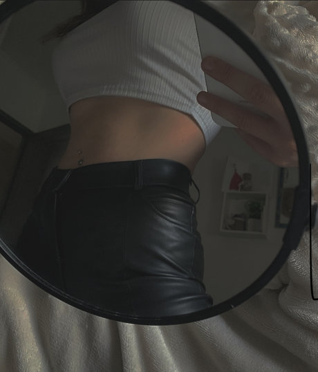 Nacktes geleaktes OnlyFans-Foto von Nasta