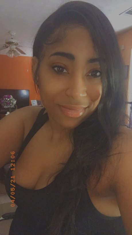 Nacktes geleaktes OnlyFans-Foto von Egyptian Prater