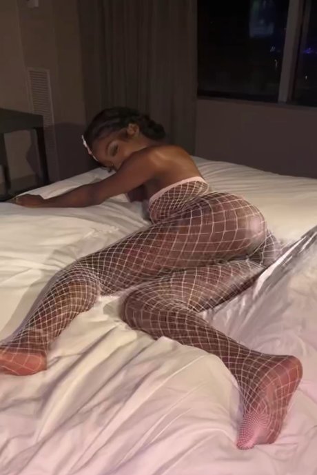 Nacktes geleaktes OnlyFans-Foto von Hottiethotty