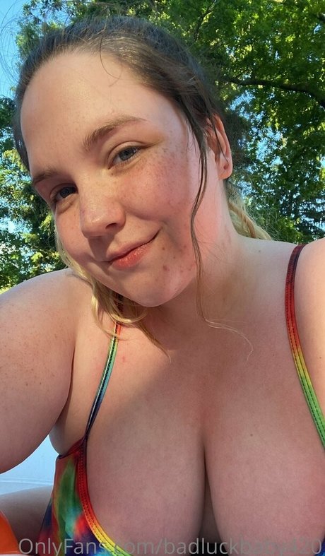 Nacktes geleaktes OnlyFans-Foto von Badluckbaby420