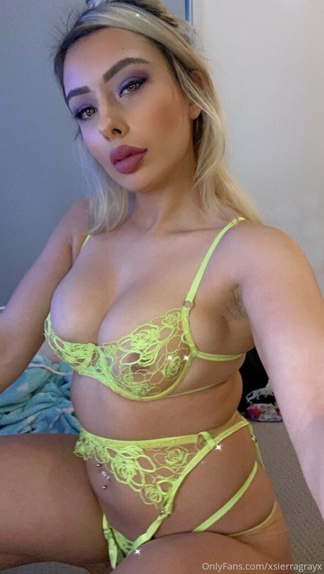 Nacktes geleaktes OnlyFans-Foto von Ratchetbrat
