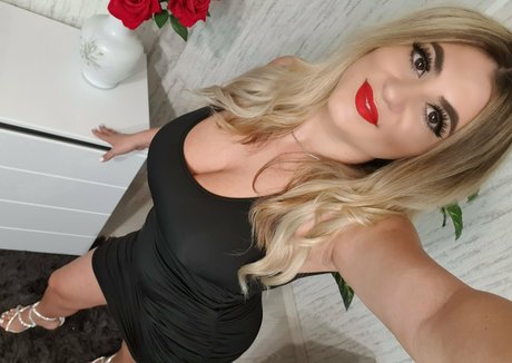 Nacktes geleaktes OnlyFans-Foto von Xxsecretdesirexx