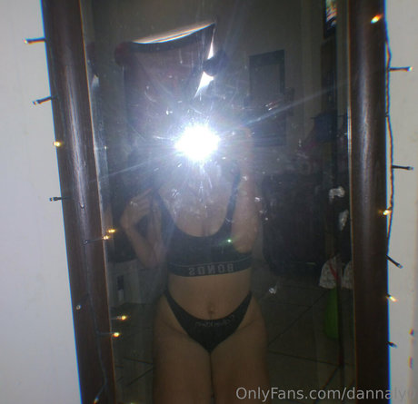 Nacktes geleaktes OnlyFans-Foto von Anna Castillo