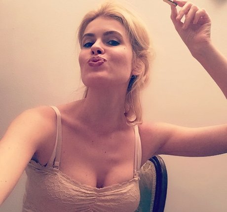 Nacktes geleaktes OnlyFans-Foto von Adriana Abenia