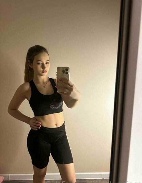 Nacktes geleaktes OnlyFans-Foto von Adalyndiary