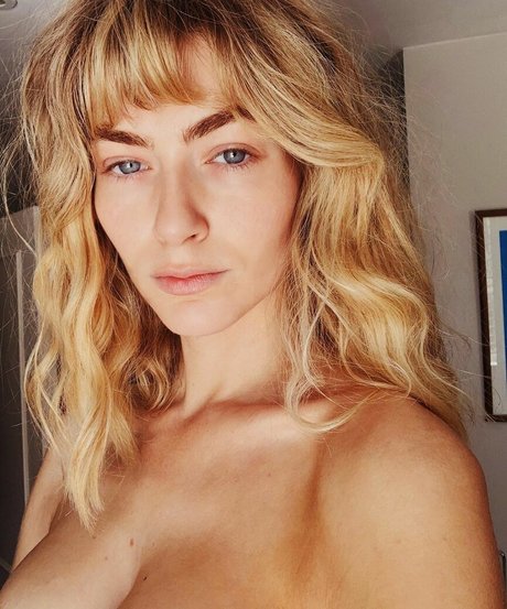 Nacktes geleaktes OnlyFans-Foto von Eve Delf