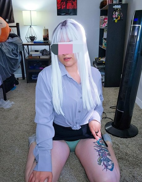 Nacktes geleaktes OnlyFans-Foto von Lunarashe