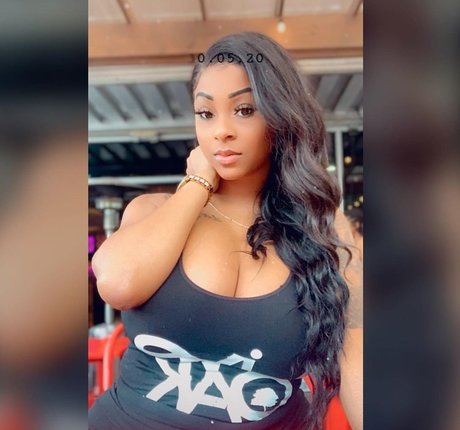 Nacktes geleaktes OnlyFans-Foto von Katarra Mcduffie