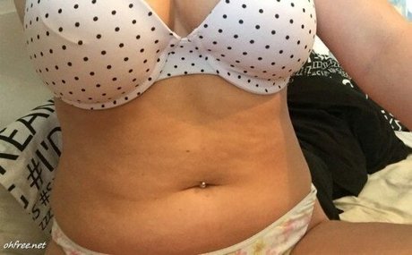 Nacktes geleaktes OnlyFans-Foto von Holly Willoughby
