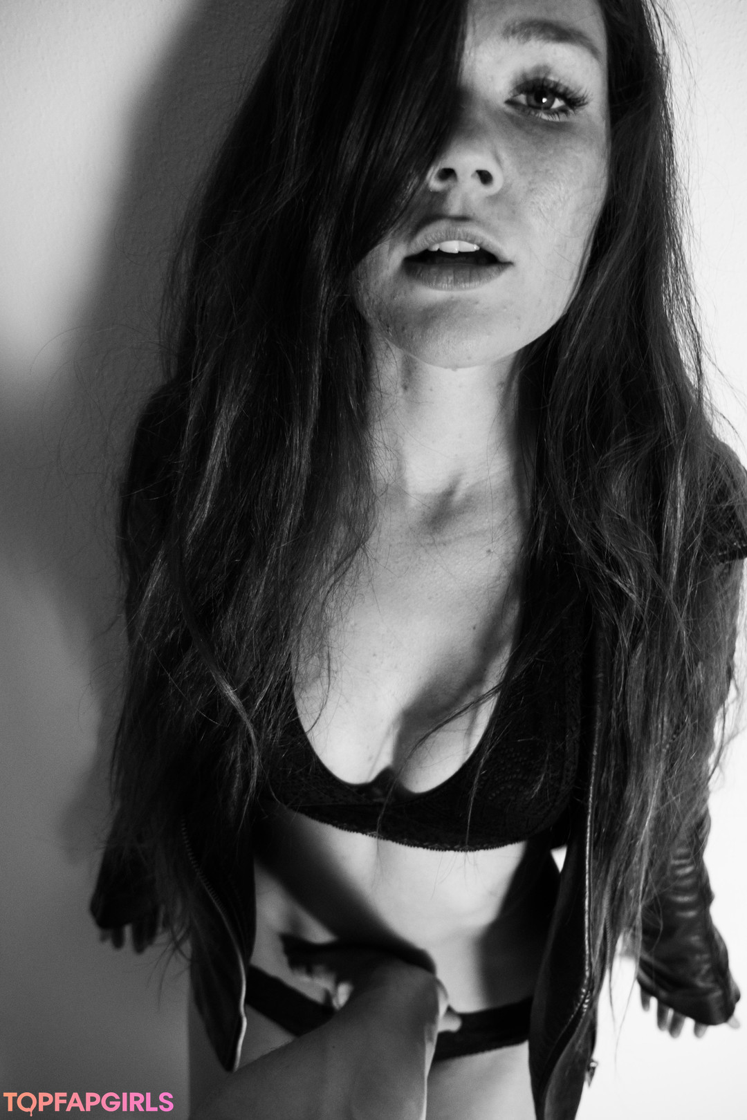 Nacktes geleaktes OnlyFans-Foto von Mia Sollis #1178