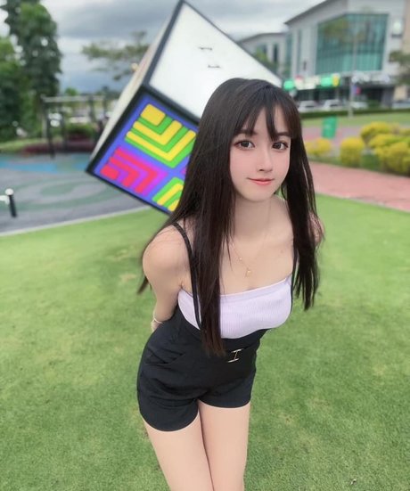 Nacktes geleaktes OnlyFans-Foto von Arisa Cosplay