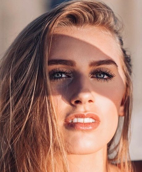 Nacktes geleaktes OnlyFans-Foto von Katie Pierce