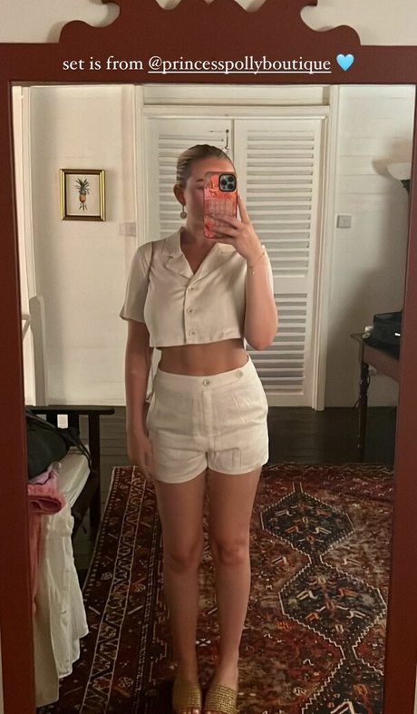 Nacktes geleaktes OnlyFans-Foto von Sophia Armata