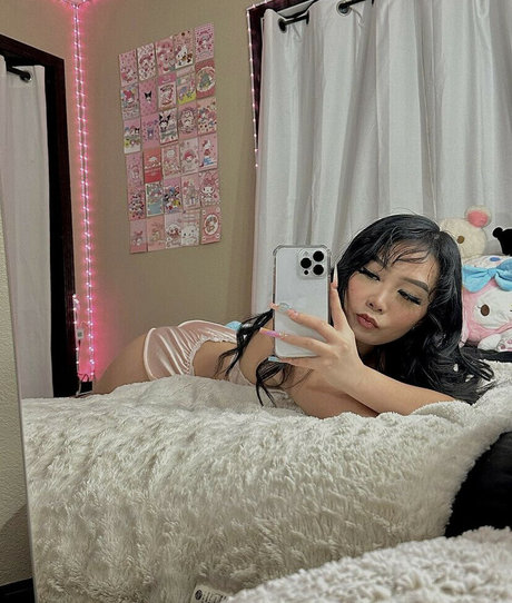 Nacktes geleaktes OnlyFans-Foto von Samantha Yang Hmong