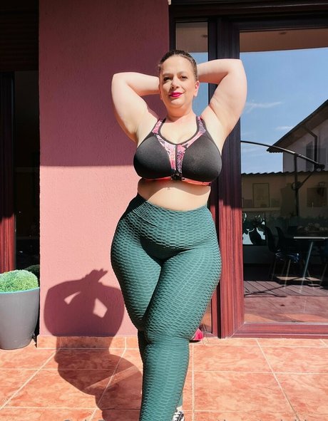 Nacktes geleaktes OnlyFans-Foto von Sweetheartmiabbw