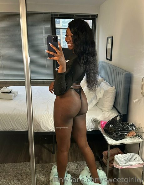 Nacktes geleaktes OnlyFans-Foto von Sweetgirllei