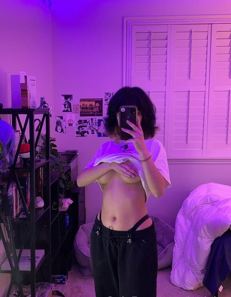 Nacktes geleaktes OnlyFans-Foto von Luvixiao