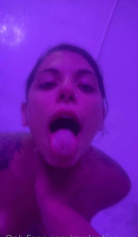 Nacktes geleaktes OnlyFans-Foto von Gina Valentina