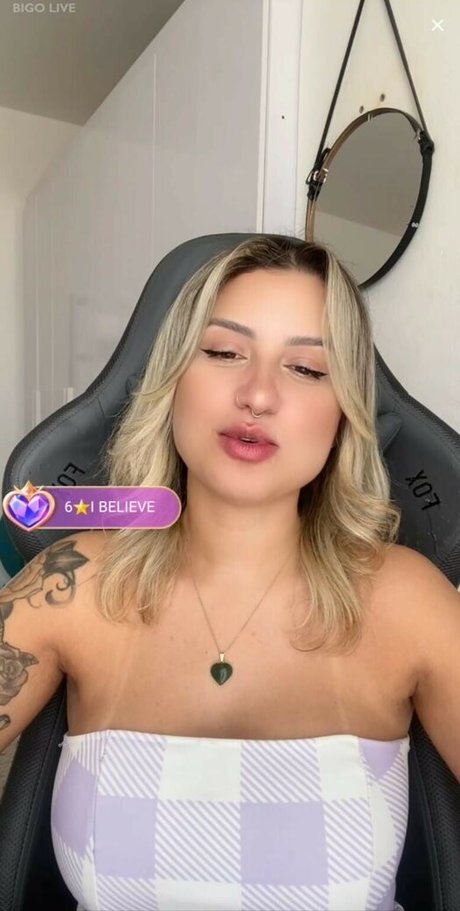 Nacktes geleaktes OnlyFans-Foto von Trimonica