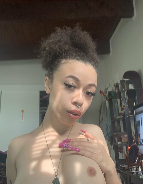 Nacktes geleaktes OnlyFans-Foto von Lizthemfgoddess