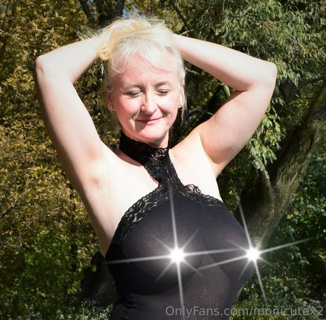 Nacktes geleaktes OnlyFans-Foto von Monicutex2
