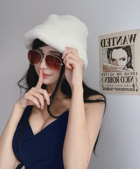 Nacktes geleaktes OnlyFans-Foto von Miruqi