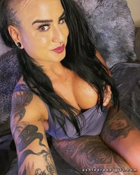 Nacktes geleaktes OnlyFans-Foto von Ashlee Evanssmith