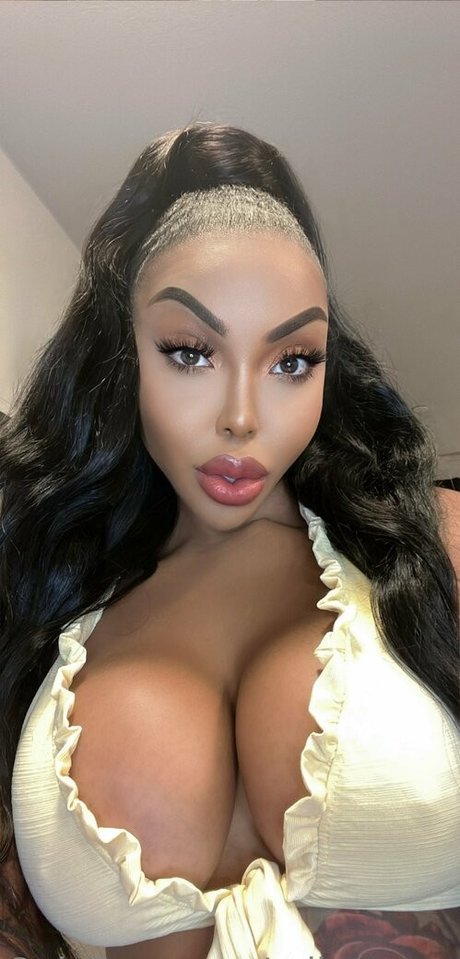 Erikayrose