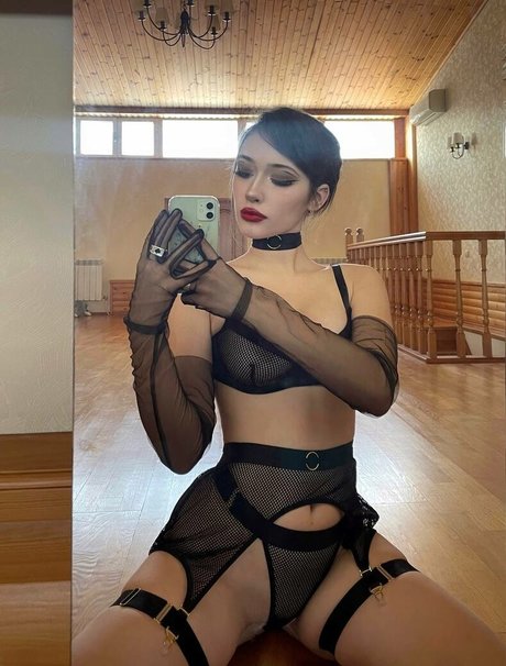 Nacktes geleaktes OnlyFans-Foto von Miheeeeeva