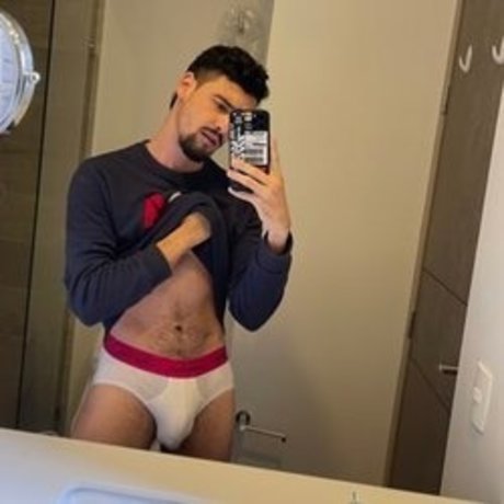 Nacktes geleaktes OnlyFans-Foto von Olivermalik
