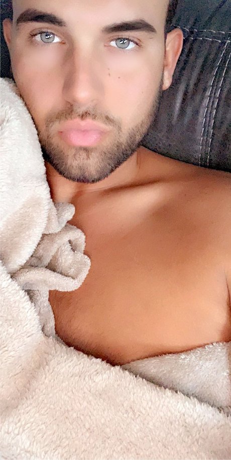 Nacktes geleaktes OnlyFans-Foto von Kayden