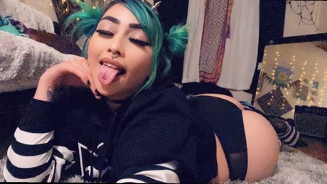 Nacktes geleaktes OnlyFans-Foto von Genevieve Memento Mori
