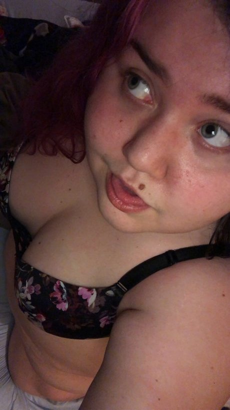 Nacktes geleaktes OnlyFans-Foto von Rissa Rie