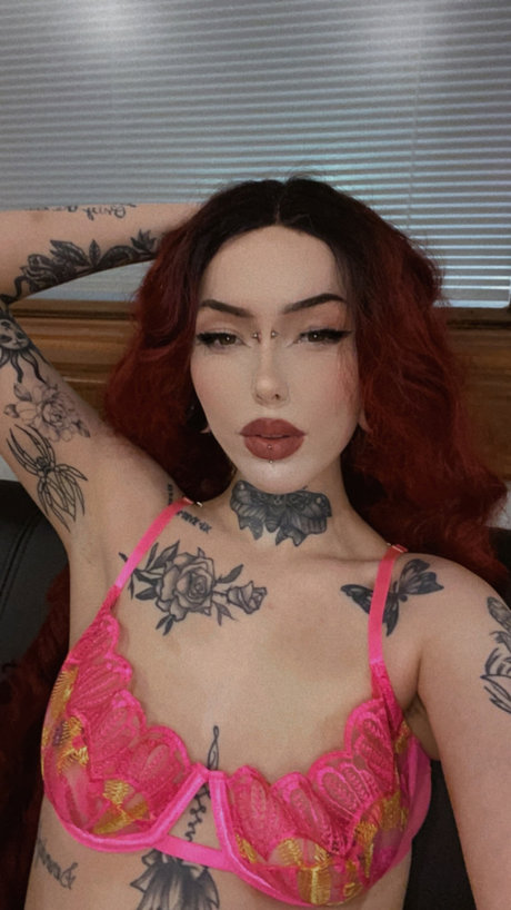 Nacktes geleaktes OnlyFans-Foto von Milky Vivian 