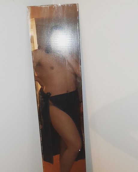 Nacktes geleaktes OnlyFans-Foto von Nickki