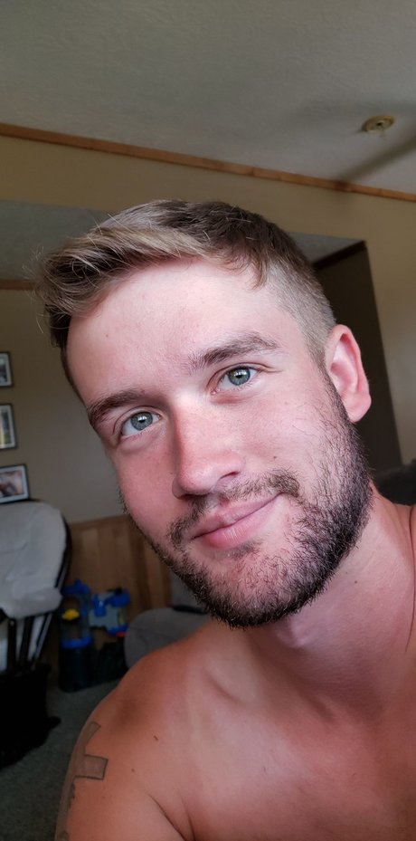 Nacktes geleaktes OnlyFans-Foto von Dallin
