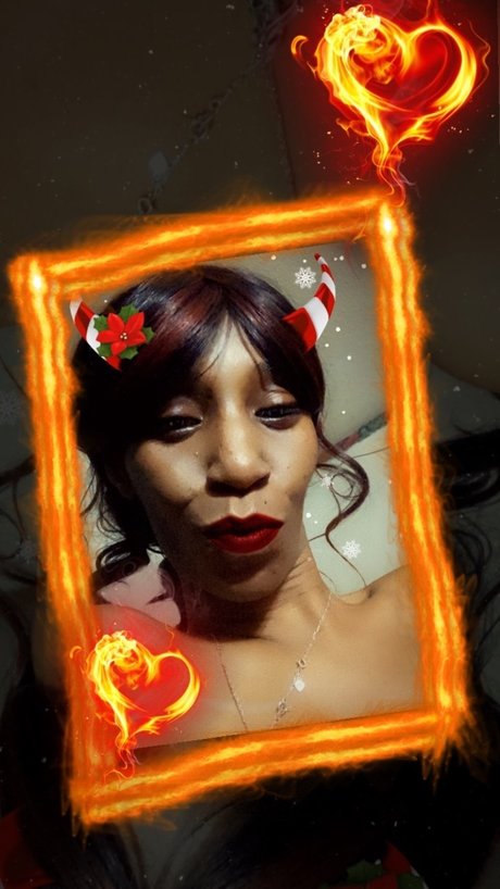 Nacktes geleaktes OnlyFans-Foto von Chemecka Washington