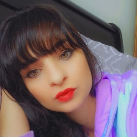 Nacktes geleaktes OnlyFans-Foto von Peachsz