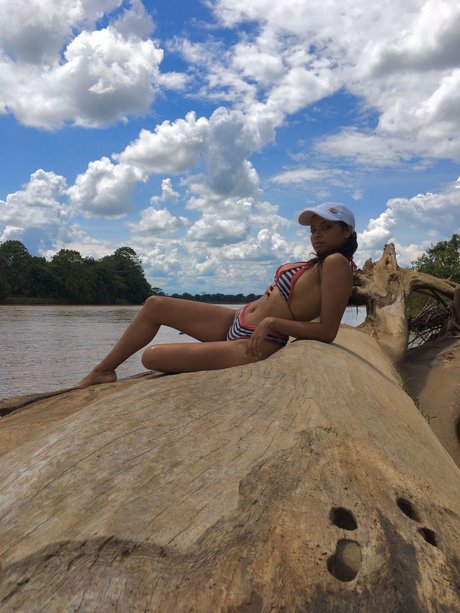 Nacktes geleaktes OnlyFans-Foto von Estrella Muoz