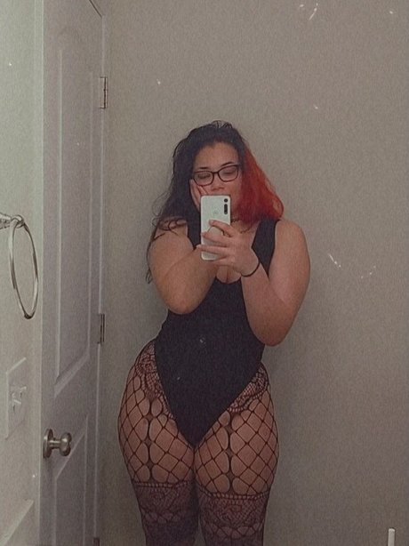 Nacktes geleaktes OnlyFans-Foto von Satan