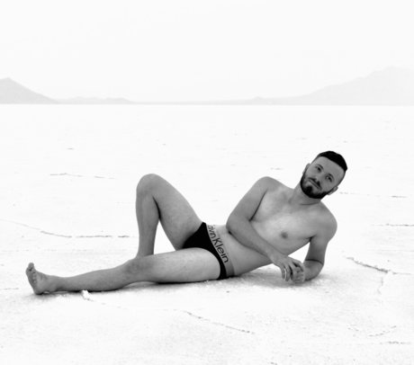 Nacktes geleaktes OnlyFans-Foto von Justin Lambert