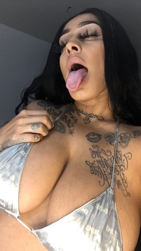 Nacktes geleaktes OnlyFans-Foto von Adri