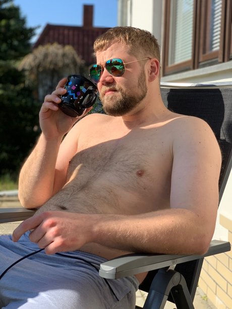 Nacktes geleaktes OnlyFans-Foto von Onlycommander