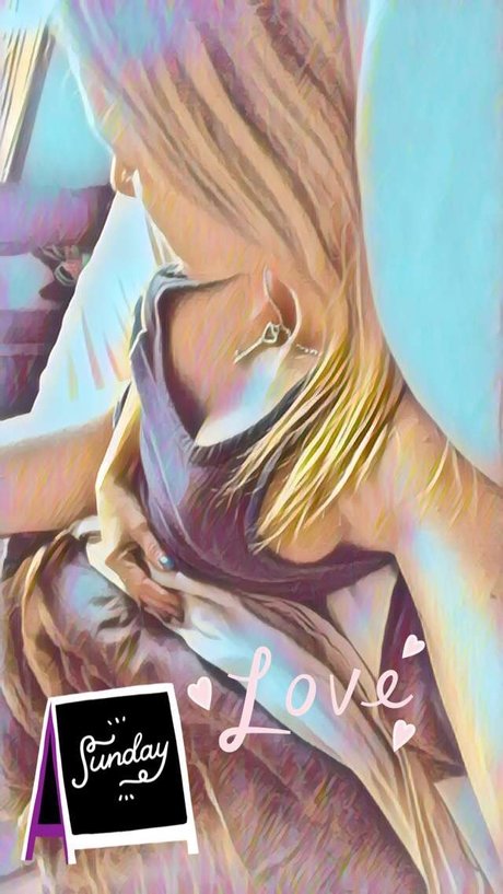 Nacktes geleaktes OnlyFans-Foto von Js