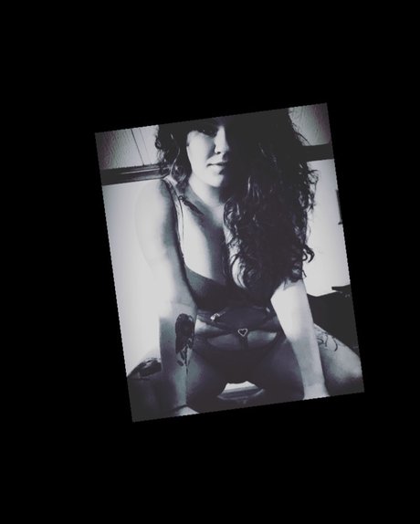 Nacktes geleaktes OnlyFans-Foto von Nicolecoleee