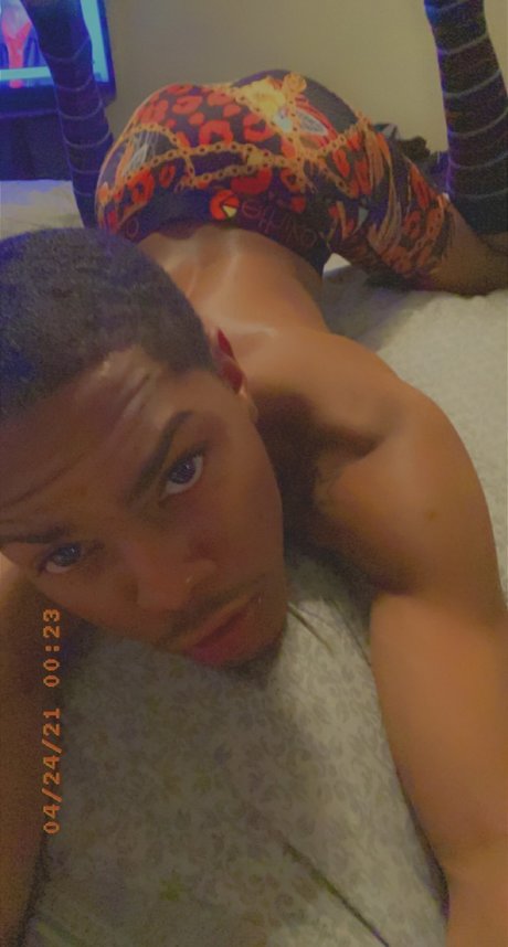 Nacktes geleaktes OnlyFans-Foto von Pbsaxson