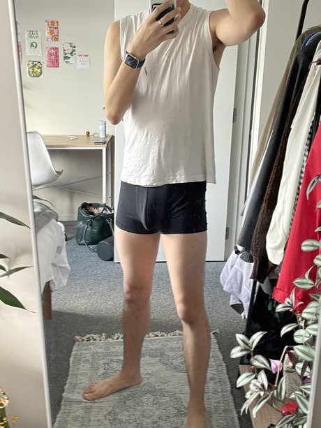 Nacktes geleaktes OnlyFans-Foto von  Pole