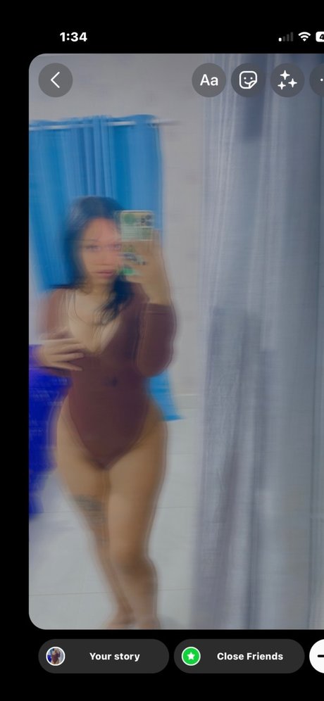 Nacktes geleaktes OnlyFans-Foto von Puki 